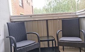 Viihtyisä saunallinen kaksio lentokentän lähellä